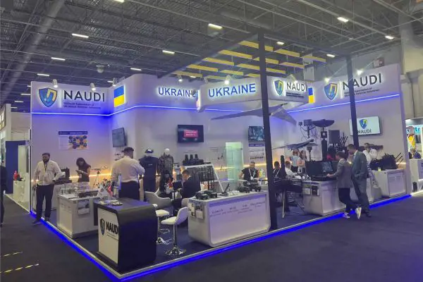 Ukrainian defense companies showcase domestically developed military technologies during a previous international defense exhibition. At Eurosatory 2026, Ukraine is expected to present a new generation of combat-proven drones, missiles, electronic warfare systems, and air defense solutions shaped by operational experience gained during the war against Russia.