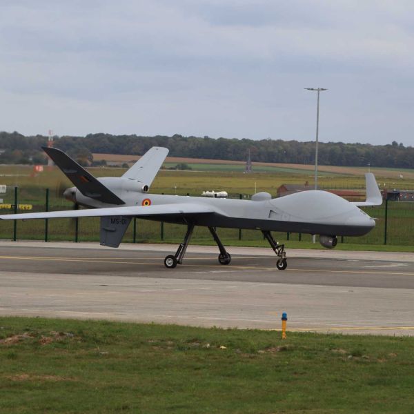 General Atomics has also developed a short takeoff and landing kit based on components from its Mojave demonstrator, enabling MQ-9Bs to operate from short runways or aviation-capable ships by replacing wings, tail surfaces and propellers with optimized equivalents. (Picture source: Army Recognition)