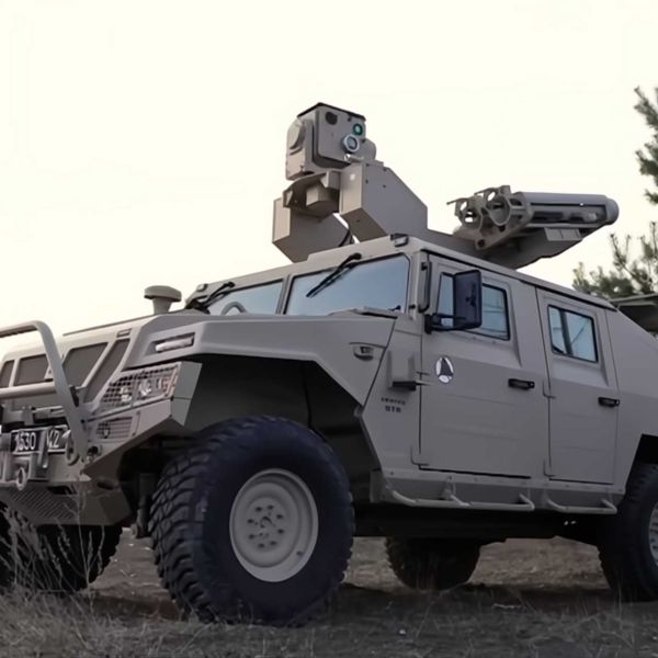 Each RapidRanger launcher carries four ready-to-fire missiles, either Starstreak 2 and Lightweight Multirole Missiles, providing an immediate engagement capability without additional preparation time. (Picture source: Telegram/Mykhailo Fedorov)