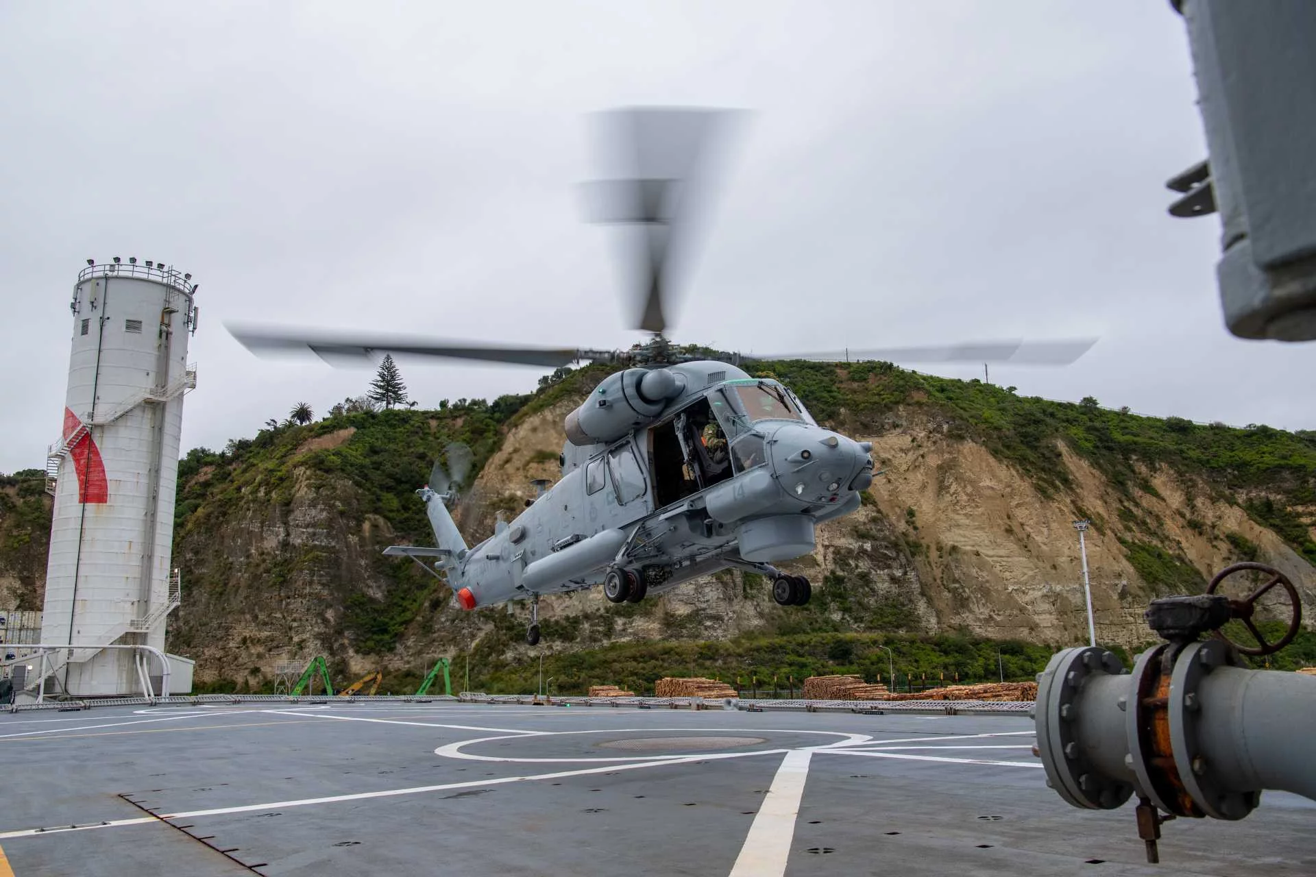 New_Zealand_confirms_replacement_of_entire_fleet_of_SH-2G_Super_Seasprite_maritime_helicopters_925_001-f6b9f8c1.webp