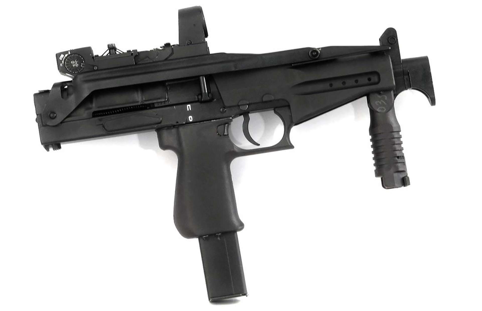 Modernized 9 mm SR.2M submachine gun with folding metal stock and improved lock, firing high-penetration 9x21 mm rounds from 20- or 30-round magazines for compact close-quarters use out to 200 m, optimized for rapid deployment in vehicles, urban fighting, and protective security missions (Picture source: Kalashnikov Group).