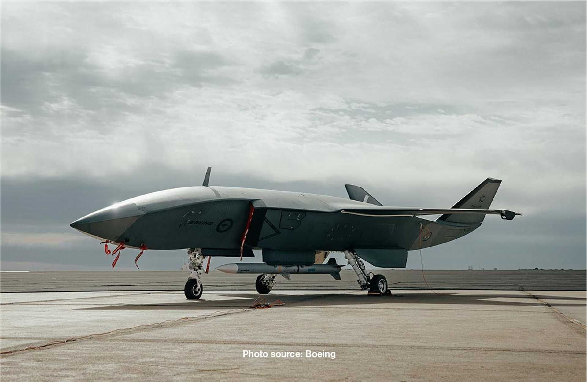 The MQ-28A Ghost Bat is an autonomous Collaborative Combat Aircraft developed by Boeing to operate alongside crewed fighters such as the F-35 and future NGAD (Next Generation Air Dominance) platforms. Designed with a modular nose section for ISR, electronic warfare, or strike payloads, the stealthy unmanned aircraft extends range, enhances survivability, and enables distributed operations in contested airspace.