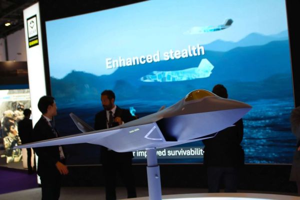 Japan’s GCAP fighter combines deep stealth, powerful sensor fusion, and advanced electronic warfare with manned-unmanned teaming, allowing it to control combat drones, employ a wide range of allied weapons, and secure air superiority in highly contested Indo-Pacific environments (Picture source: Army Recognition Group).