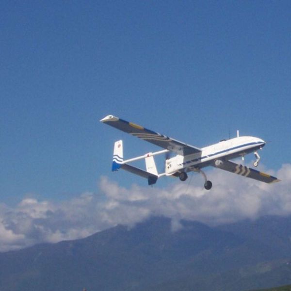 Taiwan expands indigenous drone production under a NT$44.2 billion plan, highlighting the Teng Yun 2, Chien Hsiang, and Albatross II UAVs as key assets to strengthen surveillance, strike, and defense capabilities while reducing dependence on Chinese components amid growing PLA pressure (Picture source: NCSIST).