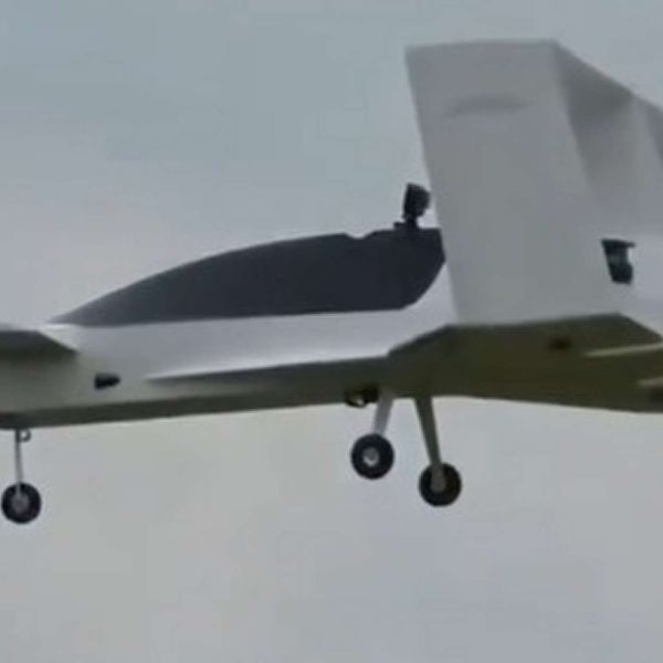 Jetoptera’s Fluidic Propulsive System uses blade-free thrusters powered by a compact gas generator to deliver quiet VTOL and high-speed flight, enabling safer operations in tight spaces, reduced acoustic signature, and efficient lift for unmanned or manned military platforms (Picture source: Jetoptera).
