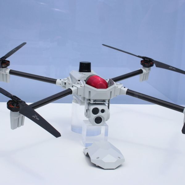 The MX-10 DAMOCLES is based on a quadcopter architecture developed by Delair, combining vertical take-off and landing (VTOL) capability with electric propulsion (Picture source: ArmyRecognition)